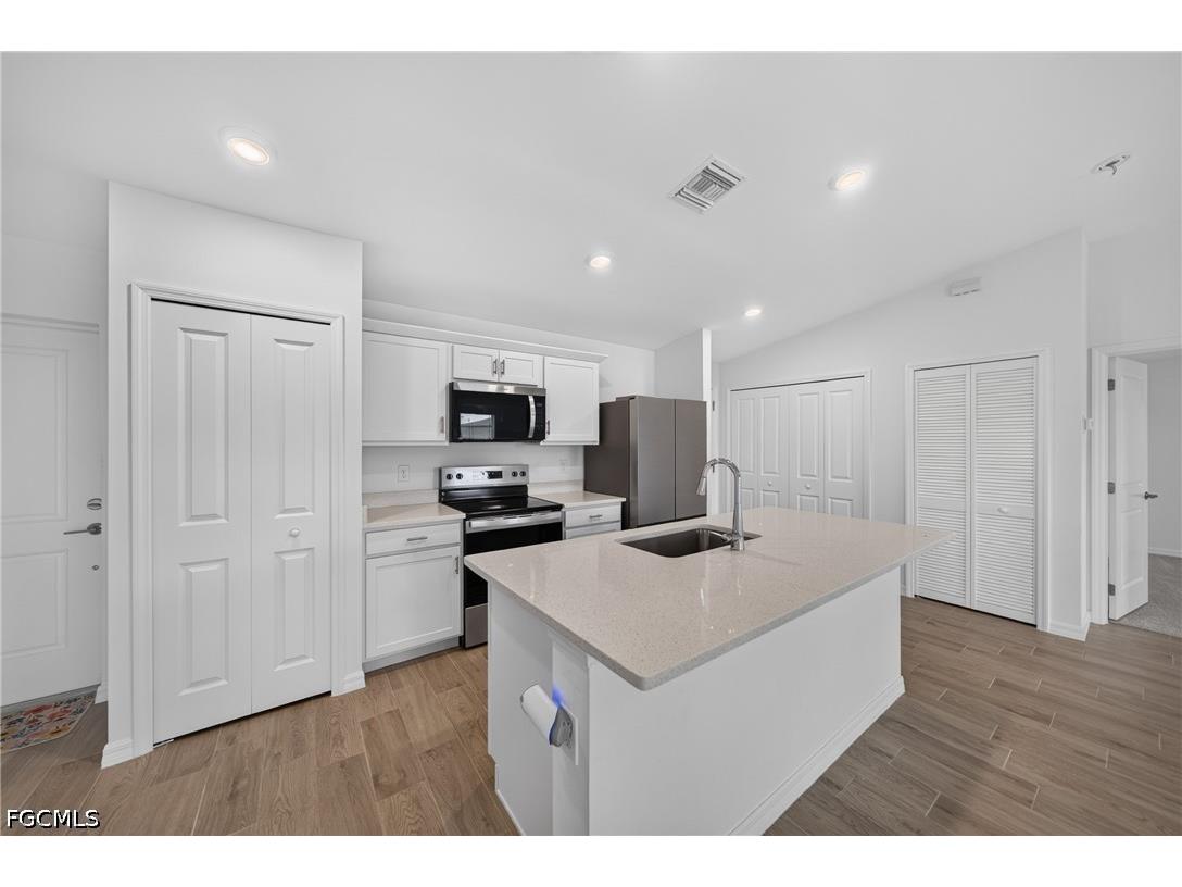 1414 NW 19th Terrace Cape Coral FL 33993 2026024257 image9