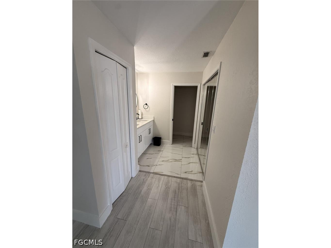 1414 SE 6th Avenue Cape Coral FL 33990 2026018401 image17