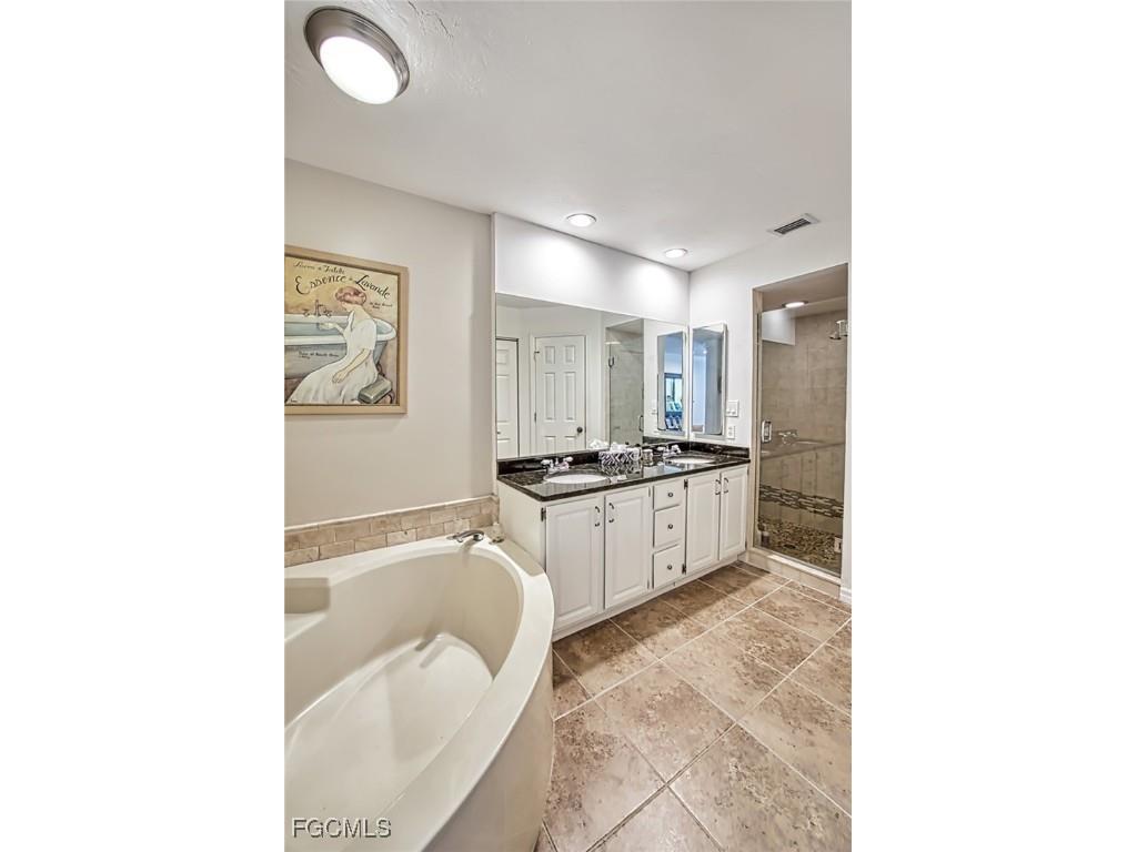 1414 Thistledown Way Fort Myers FL 33901 2025000334 image25