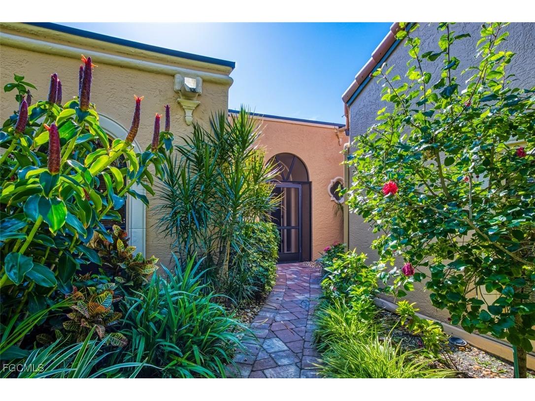 1414 Thistledown Way Fort Myers FL 33901 2025000334 image3