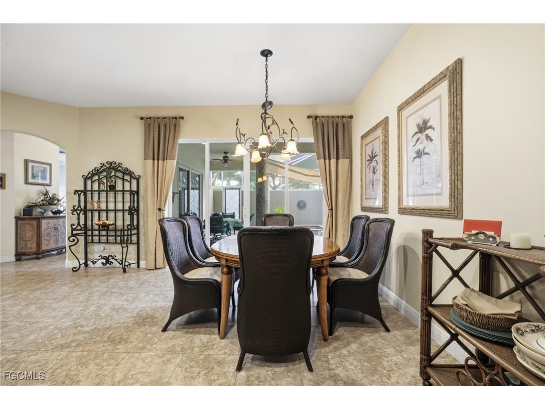 14143 Bently Circle Fort Myers FL 33912 2025017491 image11