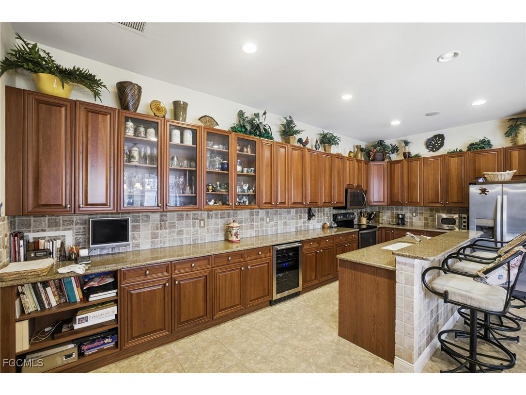 14143 Bently Circle Fort Myers FL 33912 2025017491 image12