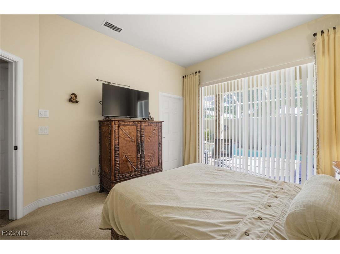 14143 Bently Circle Fort Myers FL 33912 2025017491 image22