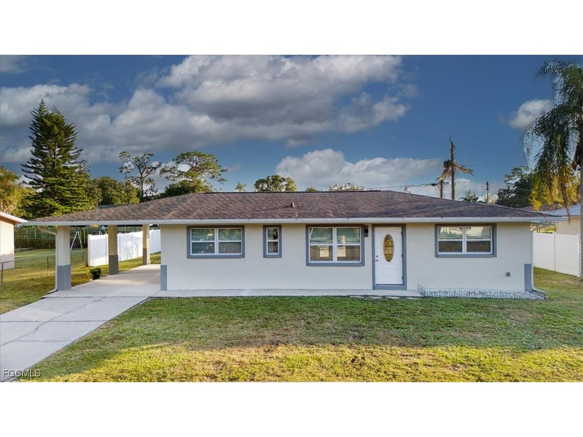 14143 Caribbean Boulevard Fort Myers FL 33905 2025023431 image1