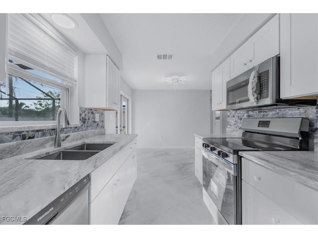 14143 Caribbean Boulevard Fort Myers FL 33905 2025023431 image22