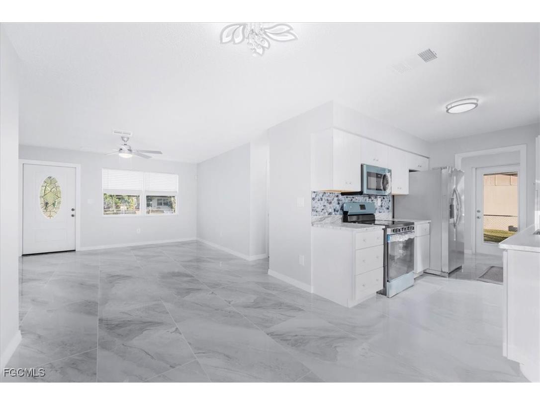 14143 Caribbean Boulevard Fort Myers FL 33905 2025023431 image23