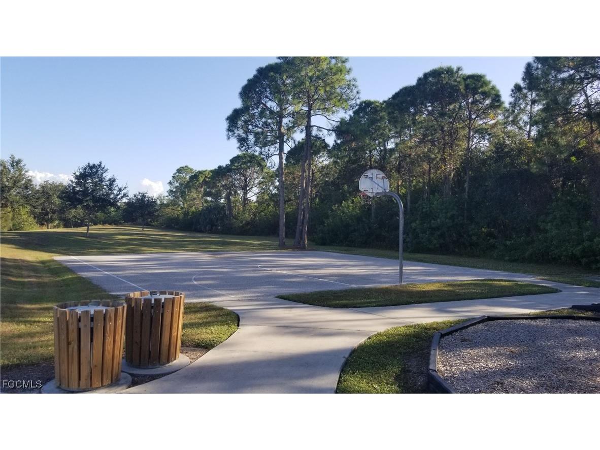 14143 South Bend Avenue Port Charlotte FL 33981 2025025403 image44