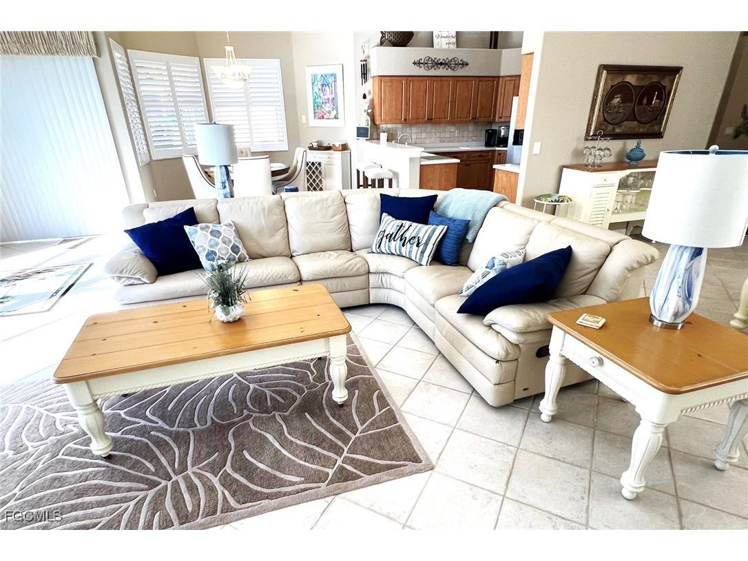 14145 Grosse Point Lane Fort Myers FL 33919 2025025495 image6