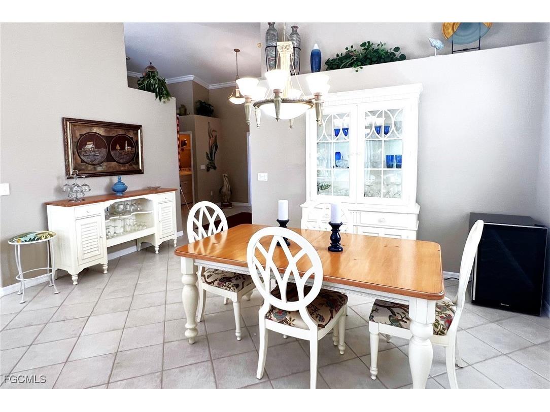 14145 Grosse Point Lane Fort Myers FL 33919 2025025495 image8