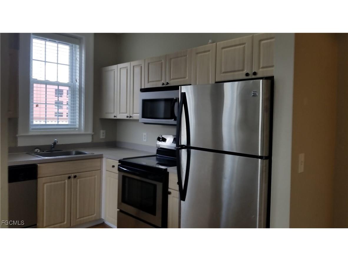 1415 Dean Street #216 Fort Myers FL 33901 2025021241 image4