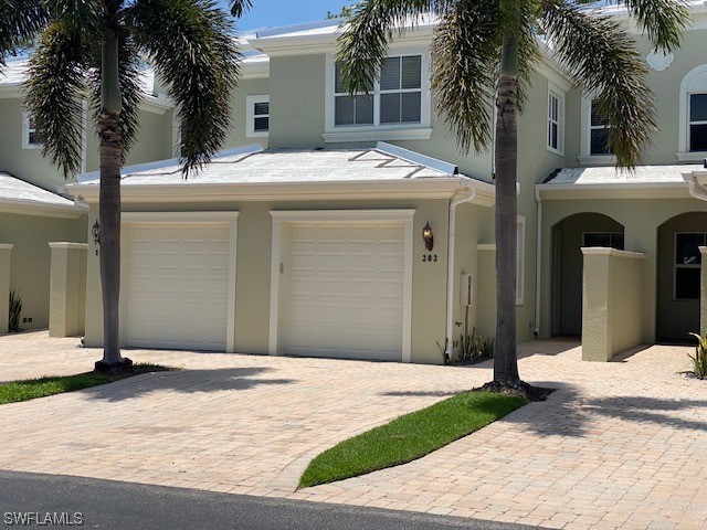 1415 Mariposa Circle #202 Naples FL 34105 223043934 image1