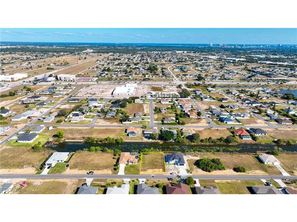 1415 NE 13th Place Cape Coral FL 33909 2025020921 image2