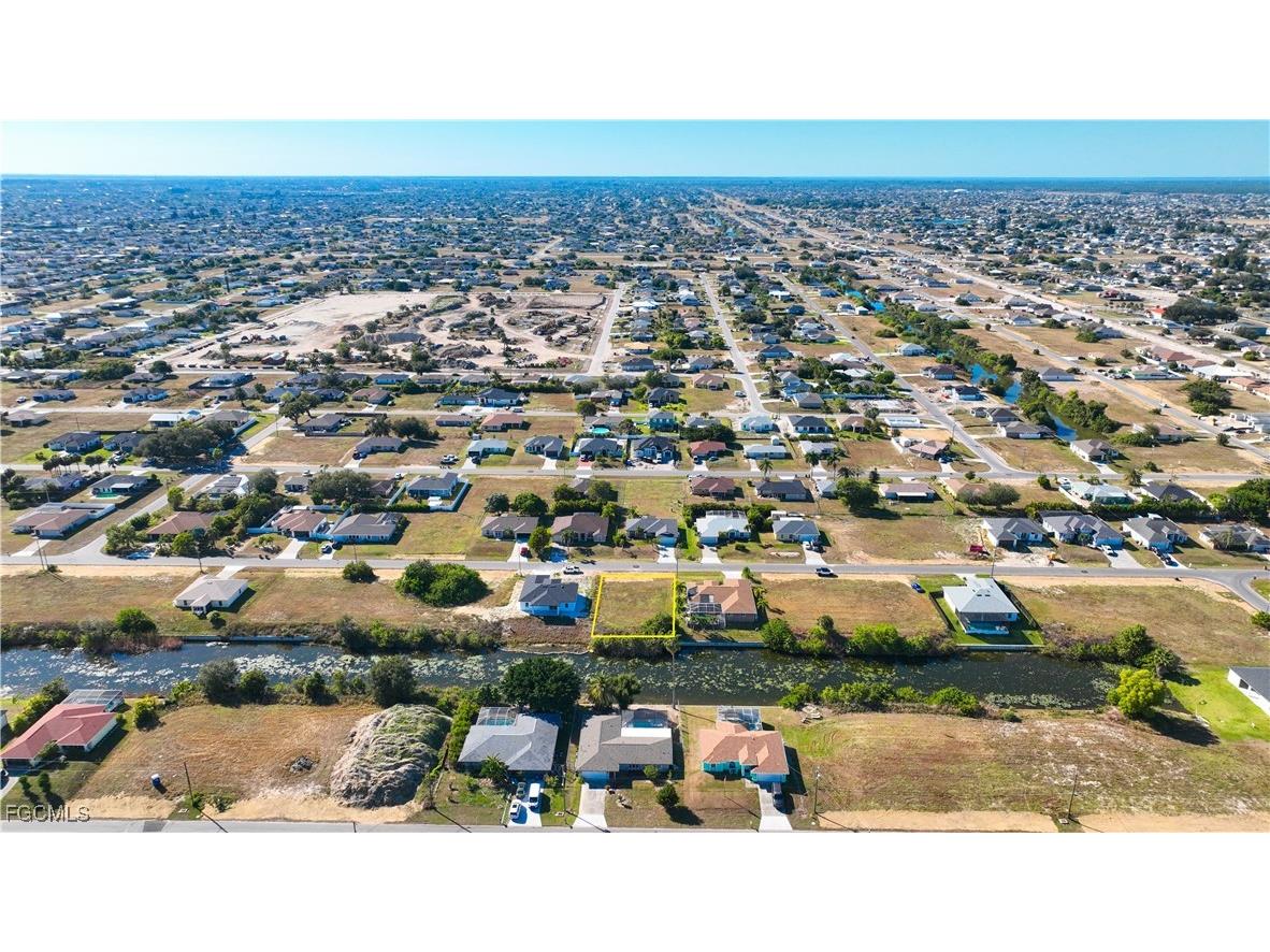 1415 NE 13th Place Cape Coral FL 33909 2025020921 image5