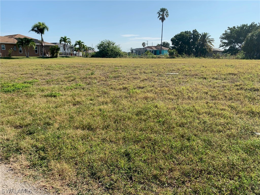 1415 NE 13th Place Cape Coral FL 33909 224046529 image1