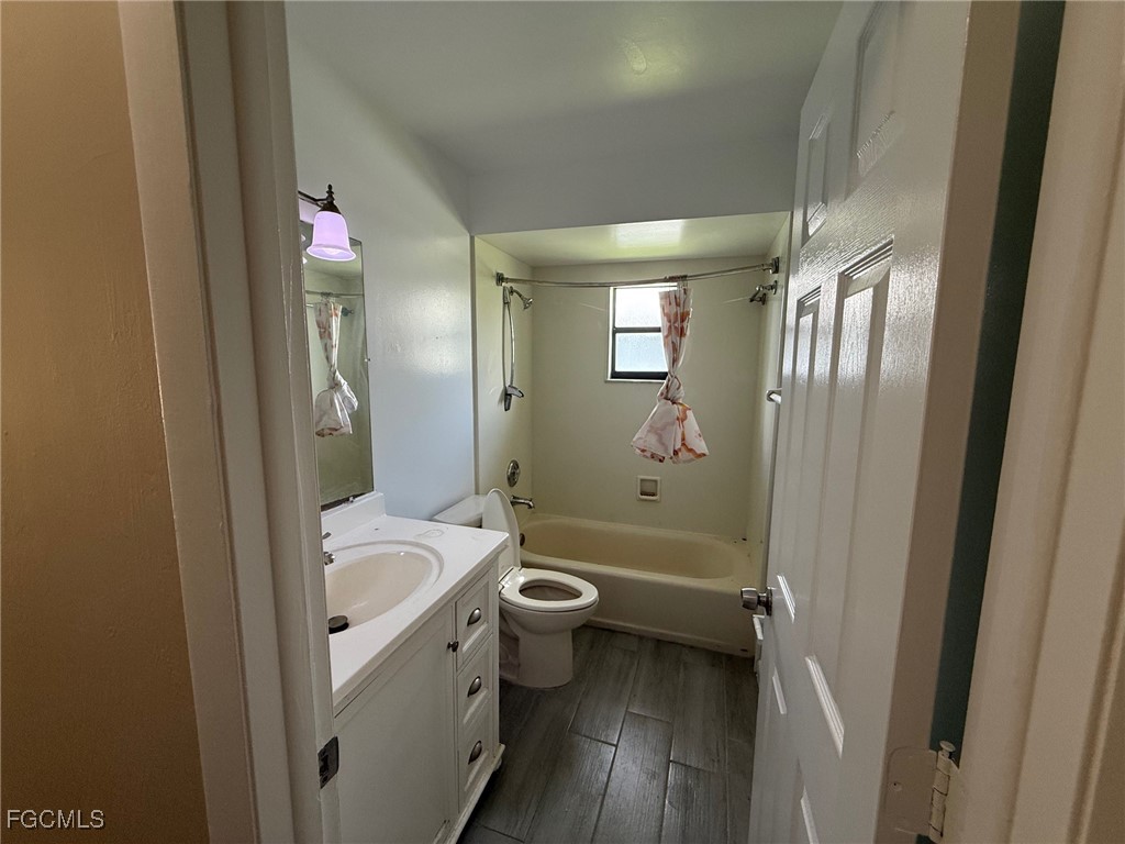 1415 SE 23rd Place Cape Coral FL 33990 2025009882 image8