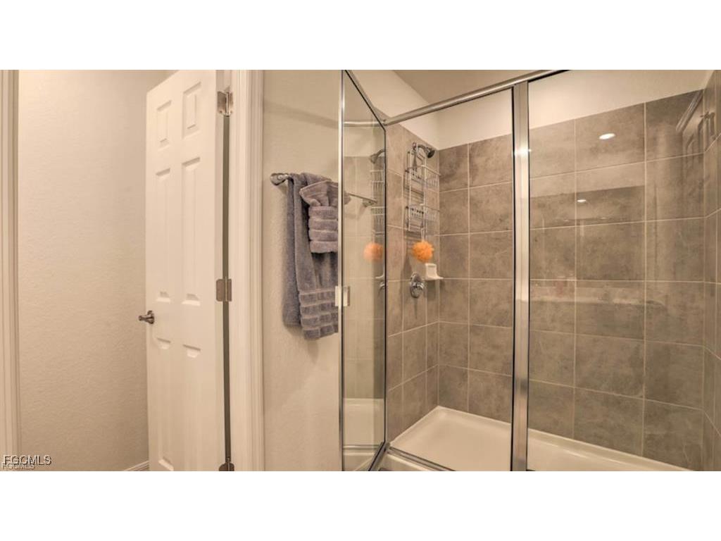 14155 Oviedo Place Fort Myers FL 33905 2025014689 image16