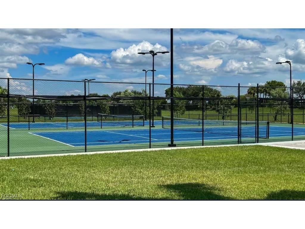 14155 Oviedo Place Fort Myers FL 33905 2025014689 image27