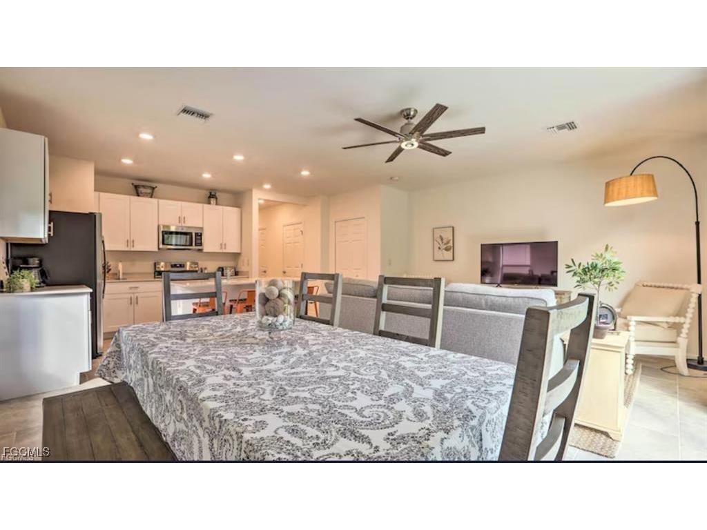 14155 Oviedo Place Fort Myers FL 33905 2025014689 image7