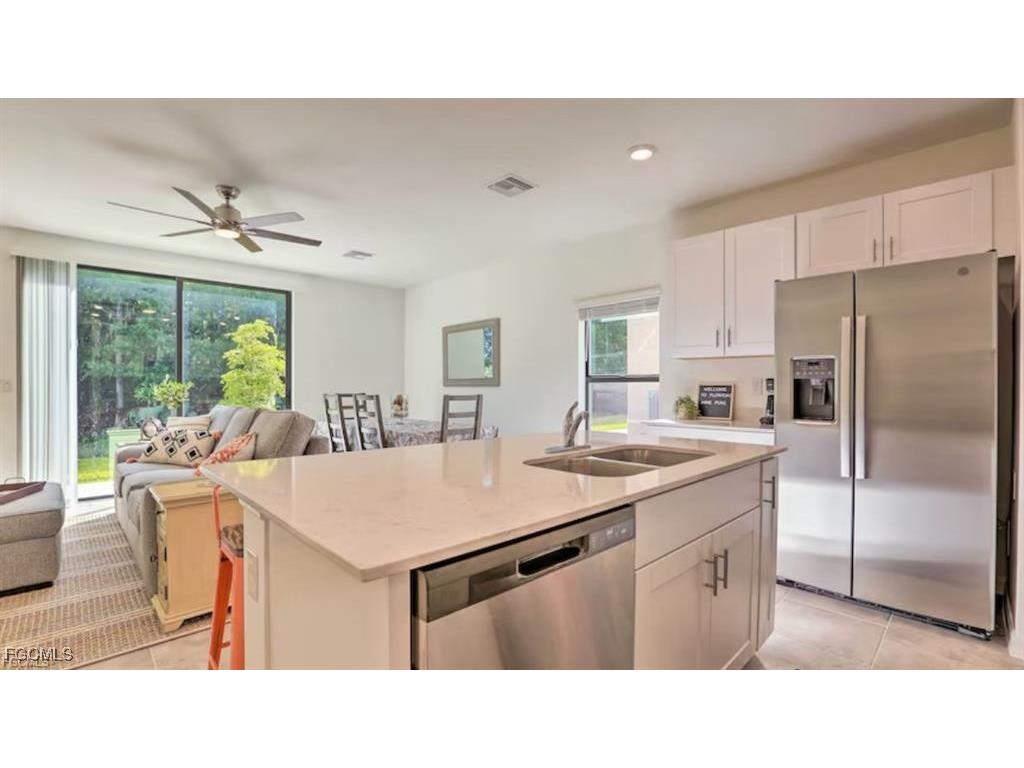 14155 Oviedo Place Fort Myers FL 33905 2025014689 image9