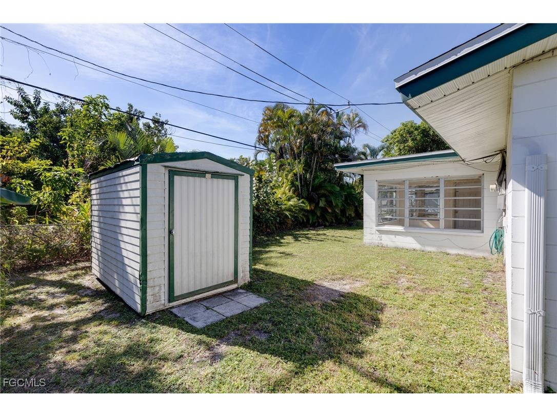 1416 Charles Road Fort Myers FL 33919 2025020563 image2