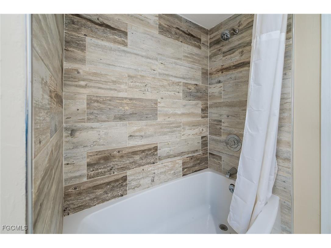 1416 SE 11th Place Cape Coral FL 33990 2025012722 image19