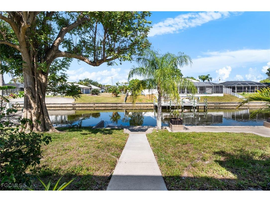 1416 SE 11th Place Cape Coral FL 33990 2025012722 image40