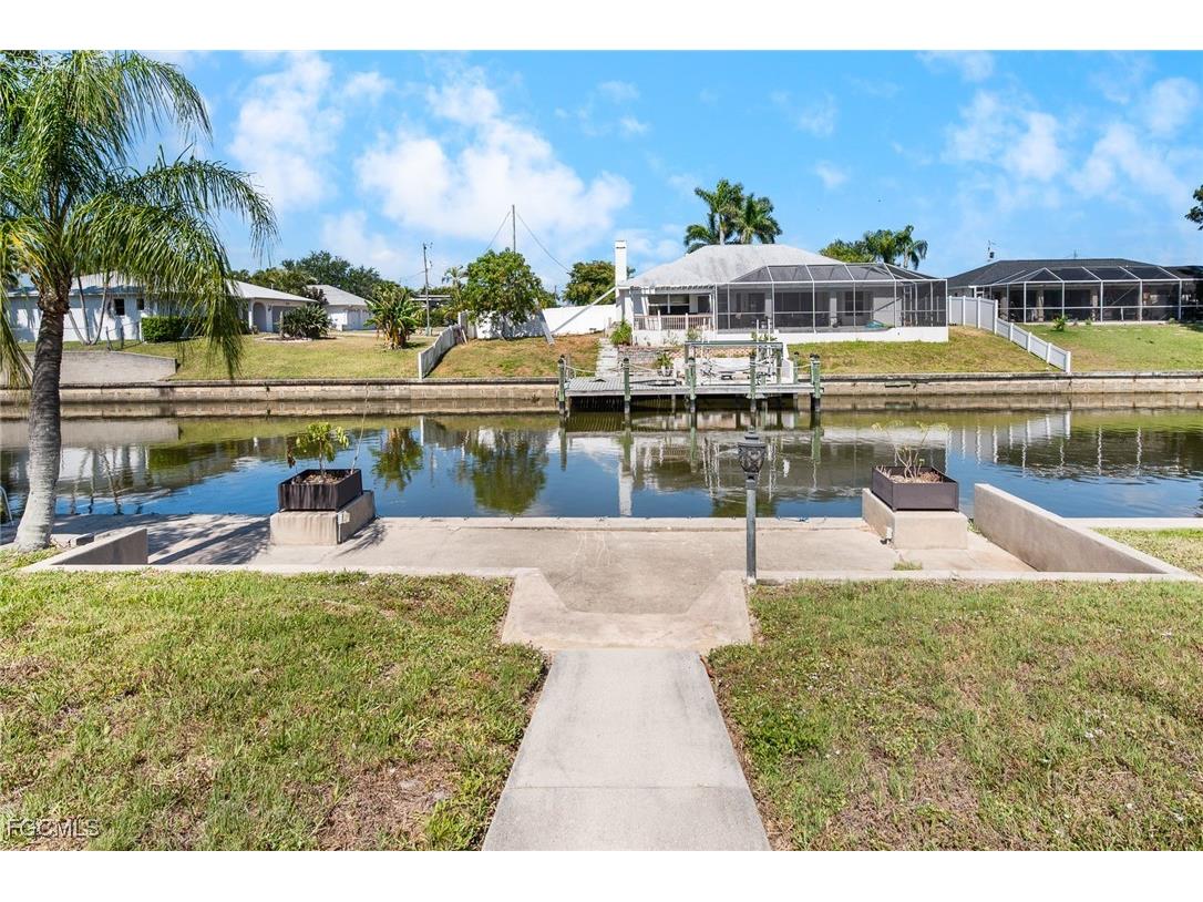 1416 SE 11th Place Cape Coral FL 33990 2025015227 image34