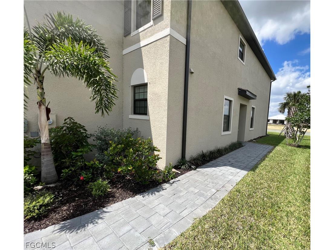 14164 Pine Lodge Lane Fort Myers FL 33913 2026013209 image2