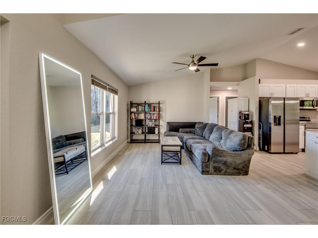 1417 Acacia Avenue Lehigh Acres FL 33972 2025023160 image4