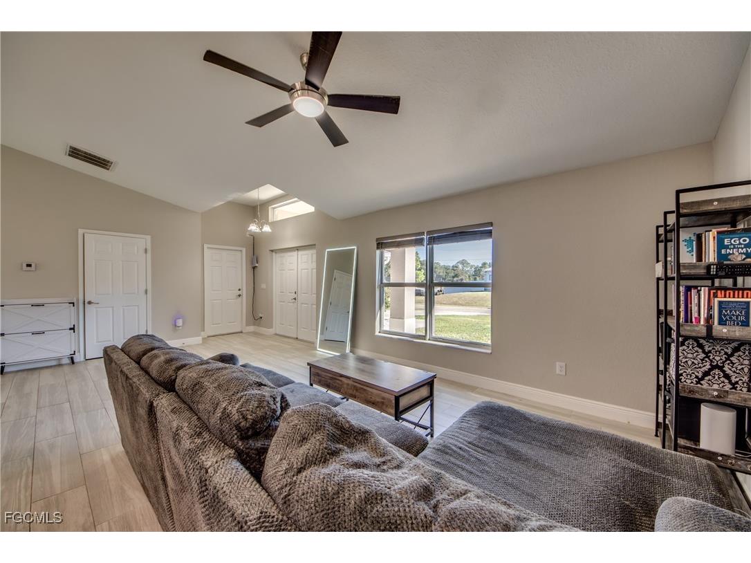 1417 Acacia Avenue Lehigh Acres FL 33972 2025023160 image5