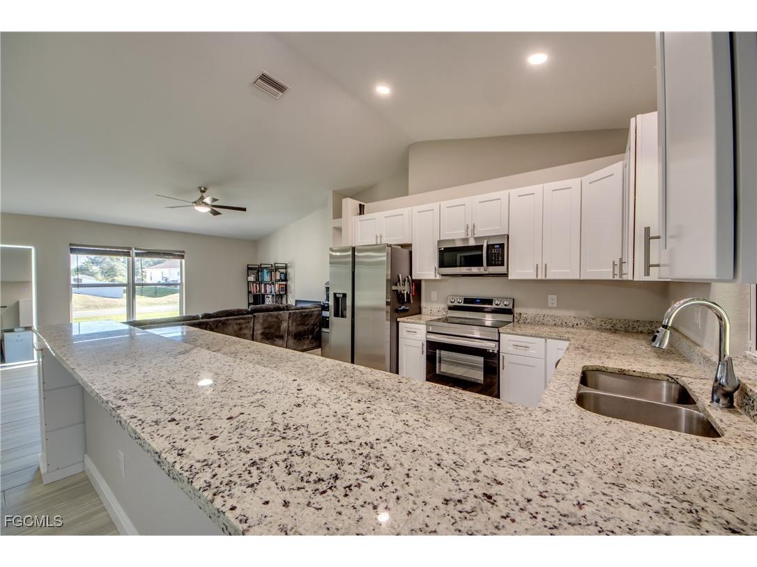 1417 Acacia Avenue Lehigh Acres FL 33972 2025023160 image9