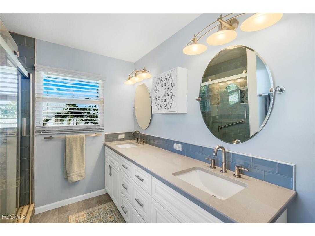 1417 Causey Court Sanibel FL 33957 2025018600 image20