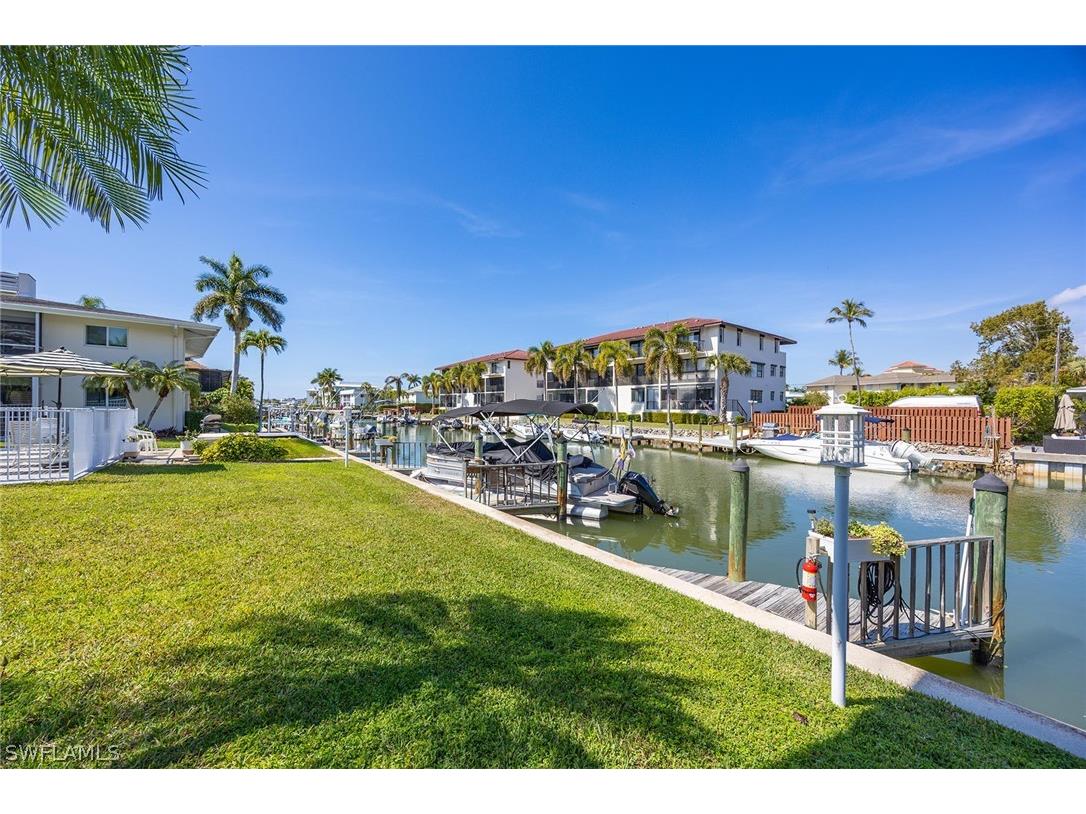 1417 Chesapeake Avenue #104 Naples FL 34102 226008194 image22