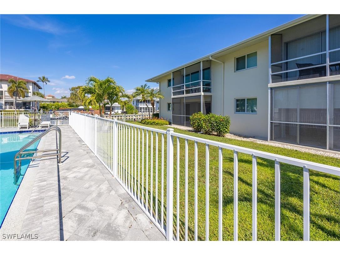 1417 Chesapeake Avenue #104 Naples FL 34102 226008194 image30