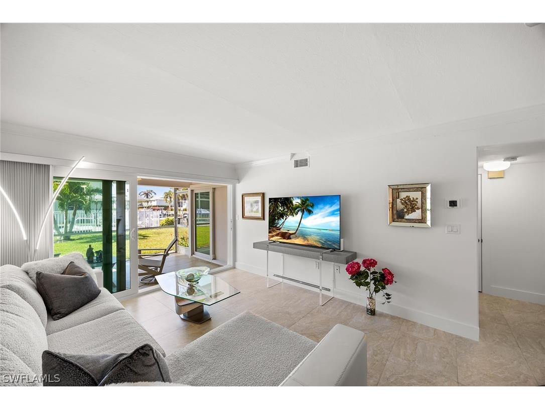 1417 Chesapeake Avenue #104 Naples FL 34102 226008194 image7