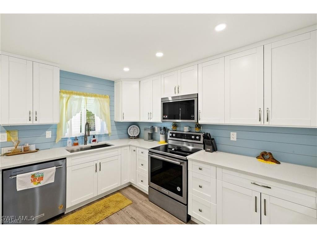 1417 Chesapeake Avenue #106 Naples FL 34102 225082292 image12