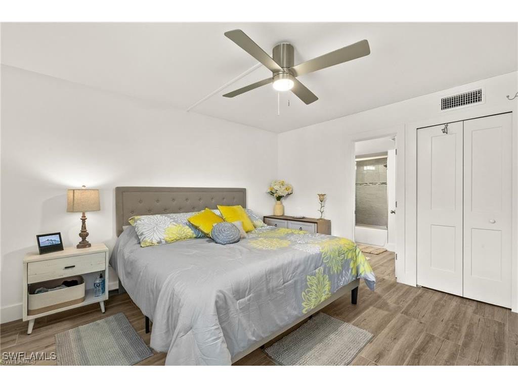 1417 Chesapeake Avenue #106 Naples FL 34102 225082292 image16