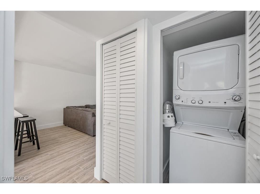 1417 Chesapeake Avenue #106 Naples FL 34102 225082292 image24