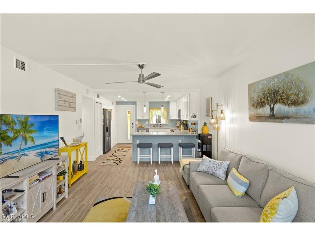 1417 Chesapeake Avenue #106 Naples FL 34102 225082292 image5