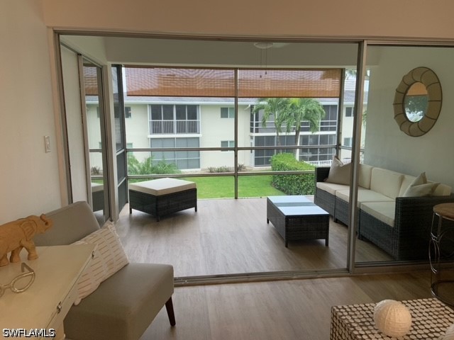 1417 Chesapeake Avenue #201 Naples FL 34102 226023099 image4