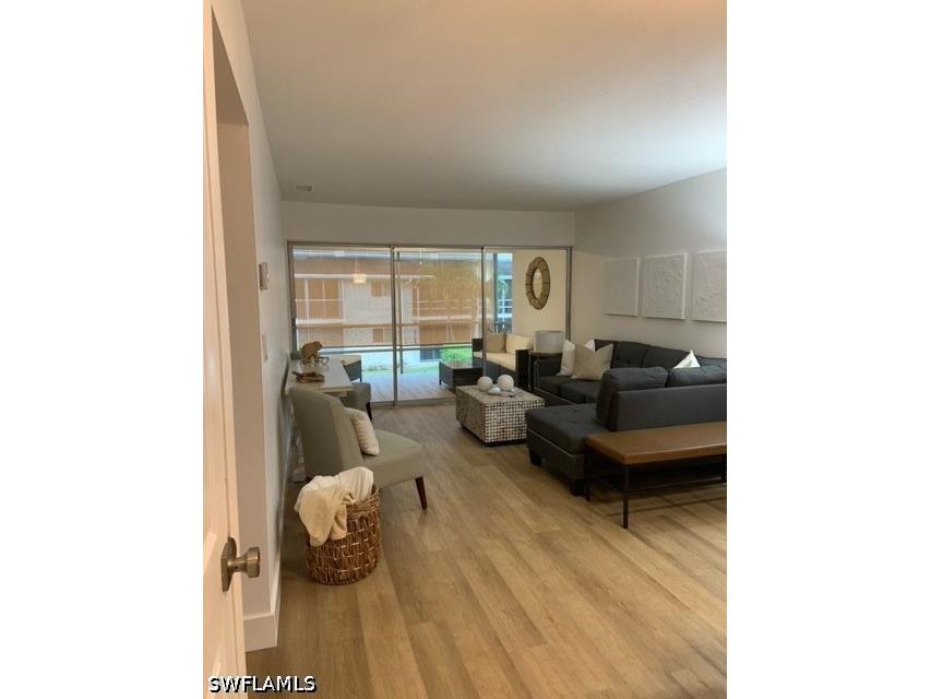 1417 Chesapeake Avenue #201 Naples FL 34102 226023099 image5