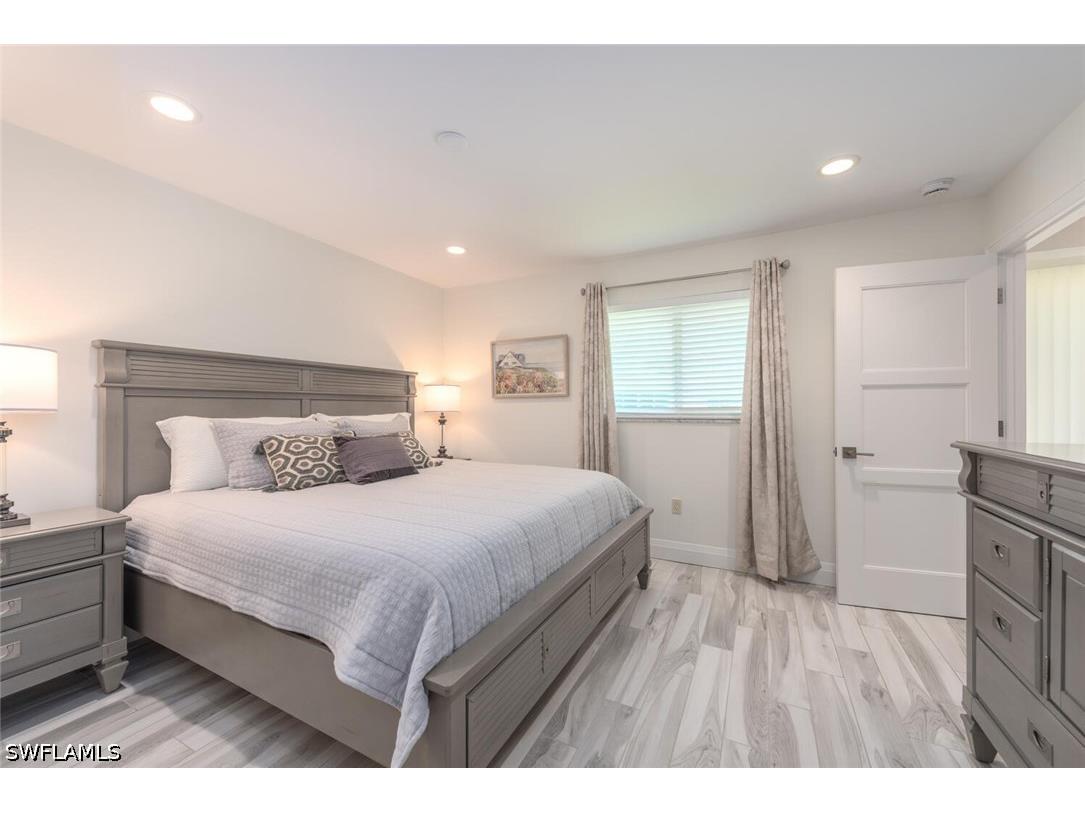 1417 Chesapeake Avenue #202 Naples FL 34102 226012656 image9