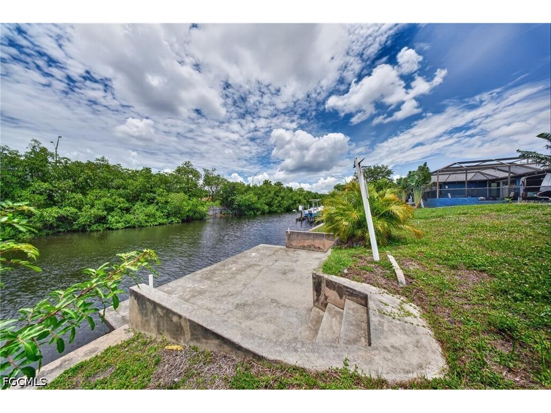 1417 Everest Parkway E Cape Coral FL 33904 2026026587 image18