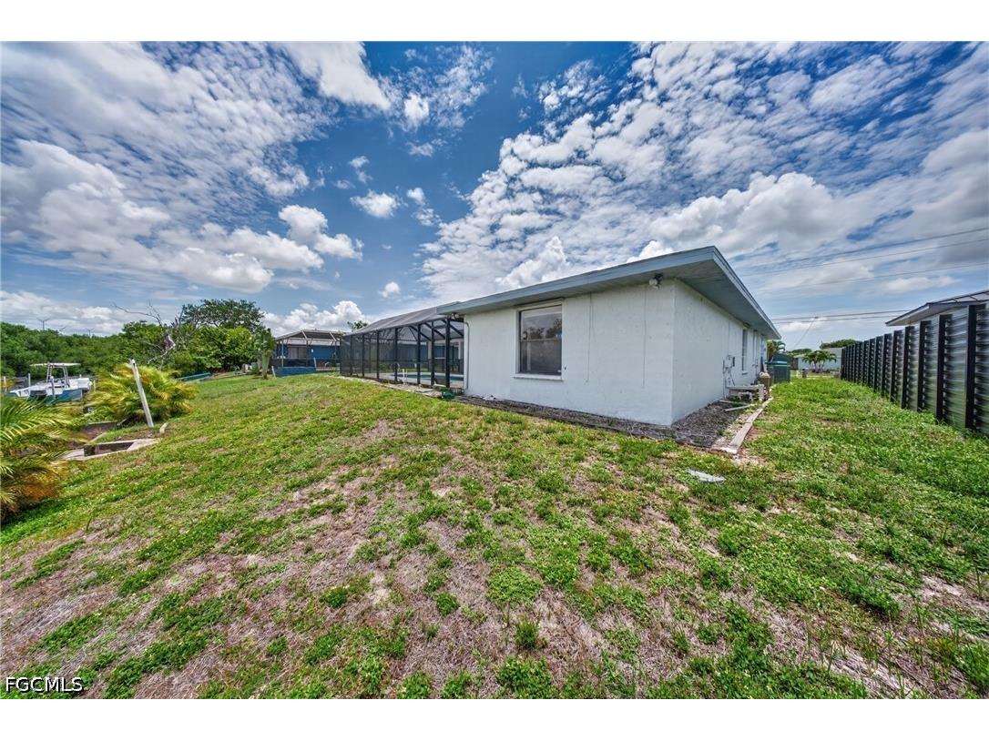 1417 Everest Parkway E Cape Coral FL 33904 2026026587 image23