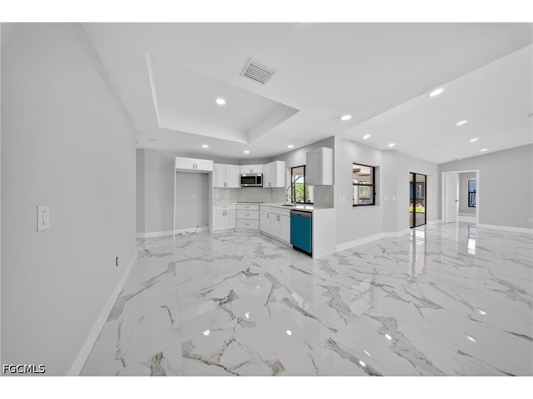 1417 Everest Parkway E Cape Coral FL 33904 2026026587 image4