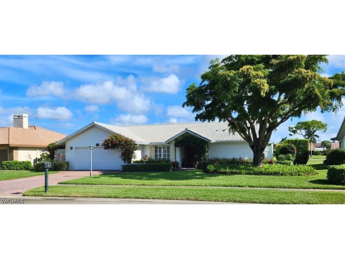 1417 Foxfire Lane Naples FL 34104 226016616 image1