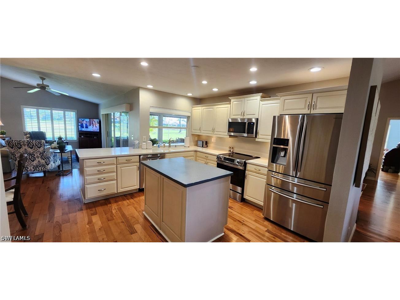 1417 Foxfire Lane Naples FL 34104 226016616 image4
