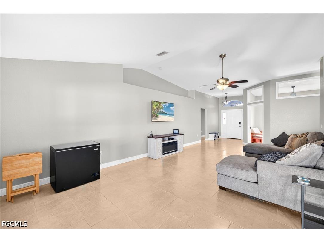 1417 NW 16th Place Cape Coral FL 33993 2026021950 image10
