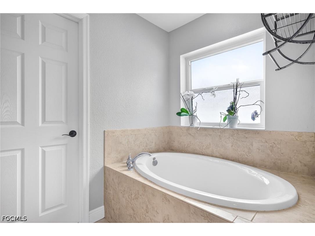 1417 NW 16th Place Cape Coral FL 33993 2026021950 image22
