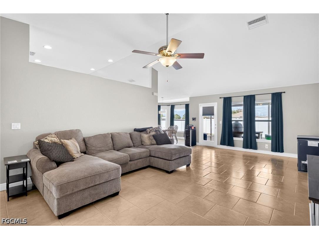 1417 NW 16th Place Cape Coral FL 33993 2026021950 image6